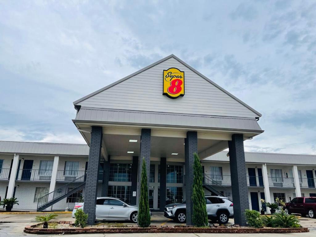 Super 8 By Wyndham New Iberia Motel Exterior foto